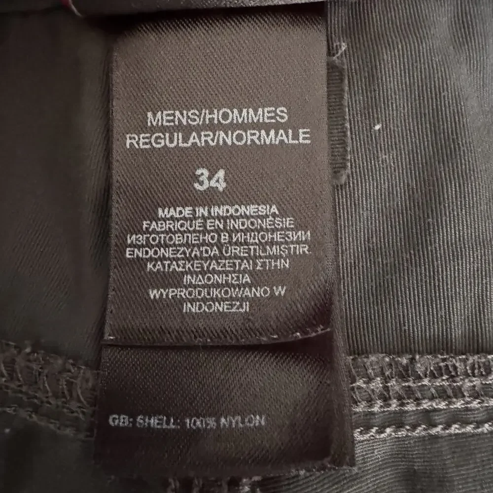 The North Face Shorts Mens 34 Gray 100% Nylon Chino Hiking Camping Outdoors